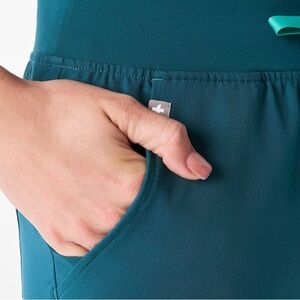 FIGS Zamora Jogger Scrub Pants in Caribbean Blue XL